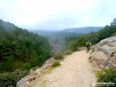 La Jarosa,Cumbres del Guadarrama; excursiones en el dia turismo de senderismo turismo de naturaleza 